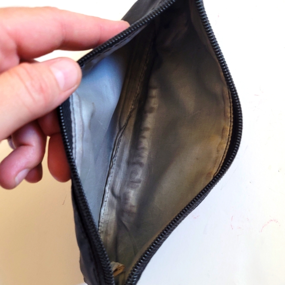 $5 or Free Zipper pouch - Picture 9 of 9